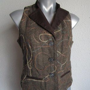 Brown preppy vest with yarn embellishments Coldwater Creek size 6
